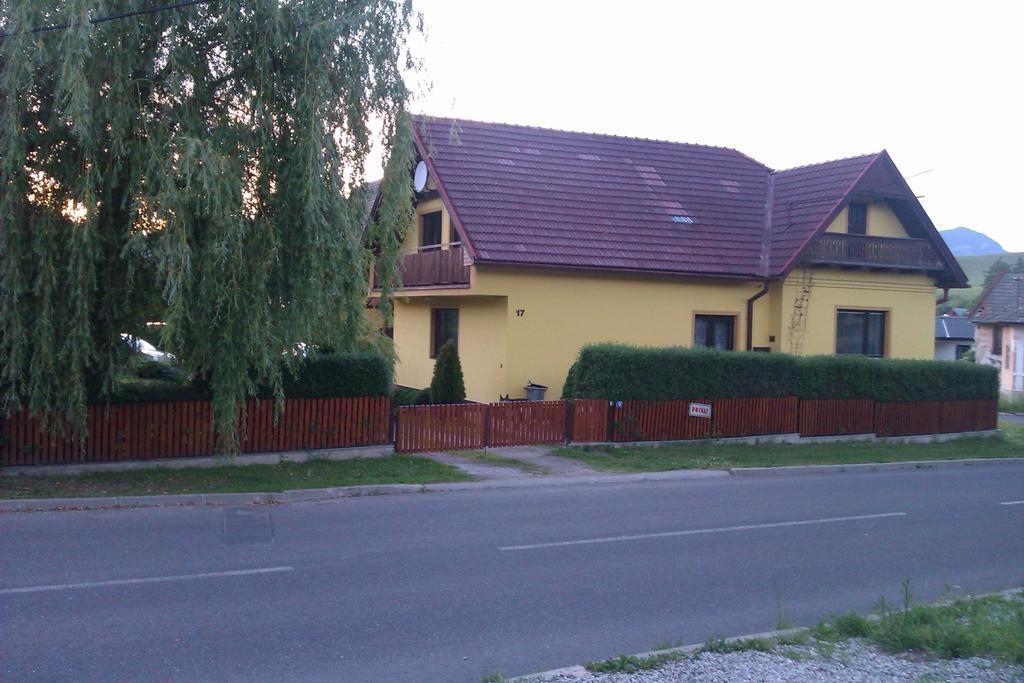 Privat Ave Villa Liptovsky Trnovec Room photo